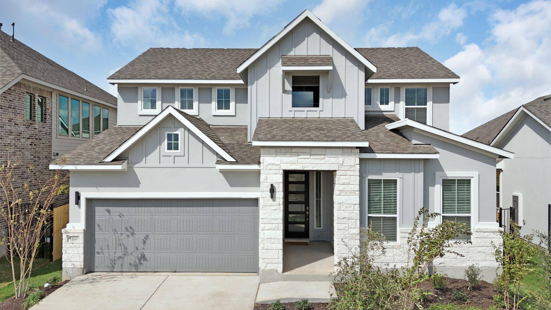 304 Borrego BND, Liberty Hill, TX 78642
