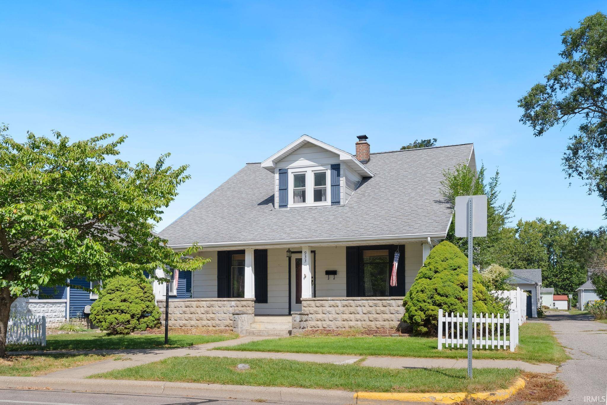 933 E Main ST, Warsaw, IN 46580