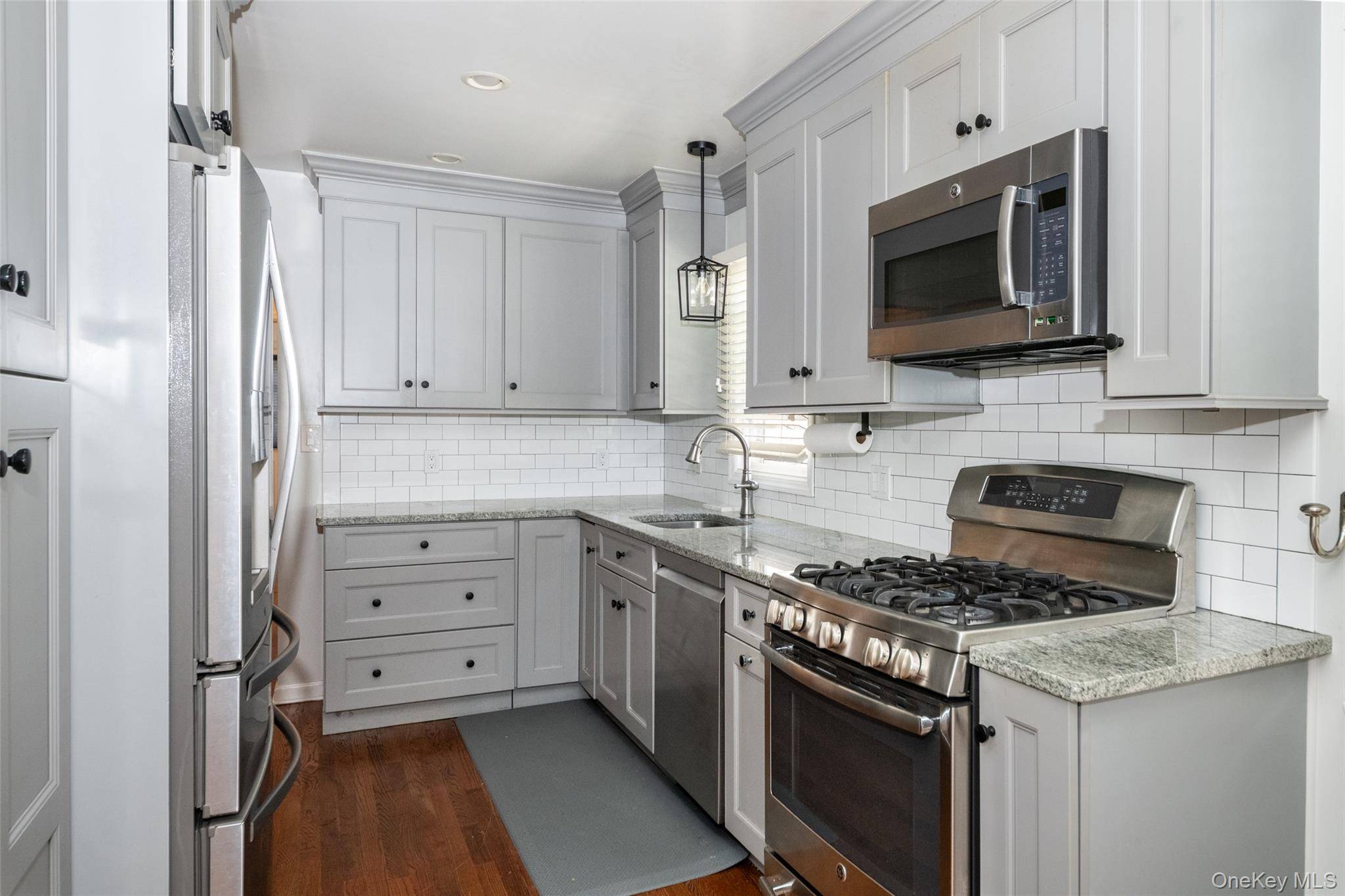 7 Ronalds AVE, New Rochelle, NY 10801