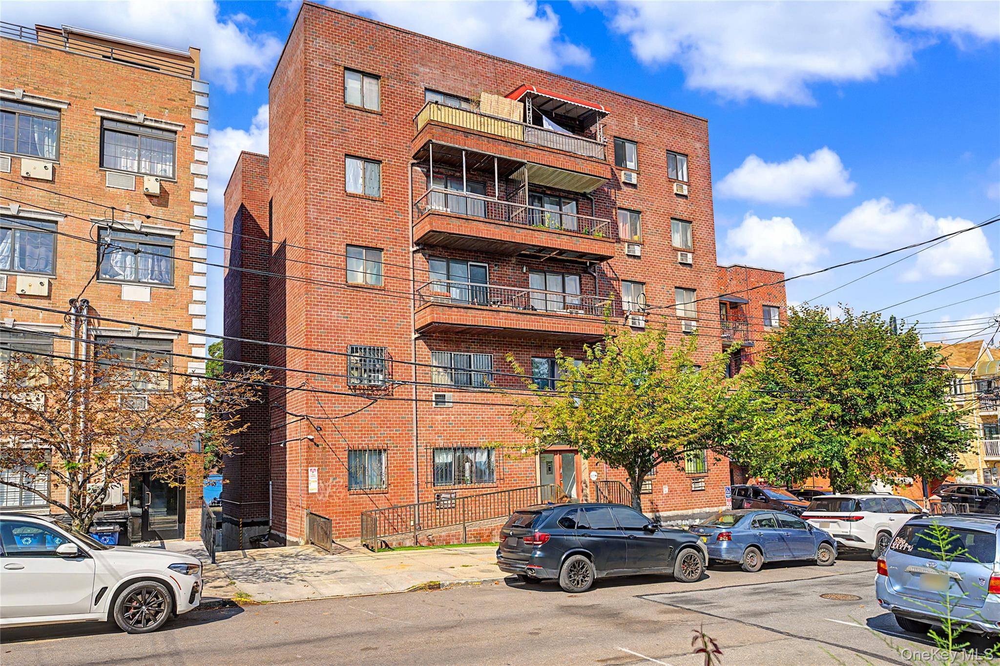 41-58 71st ST #4B, Woodside, NY 11377