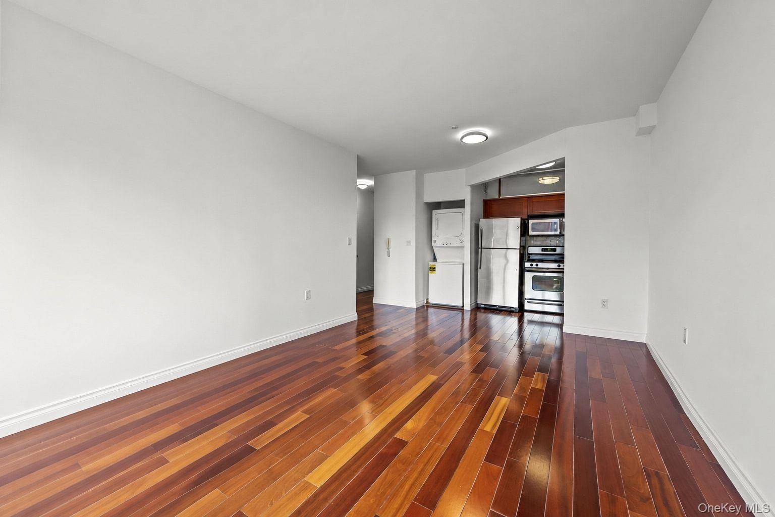 30-85 Vernon BLVD #6E, Astoria, NY 11102
