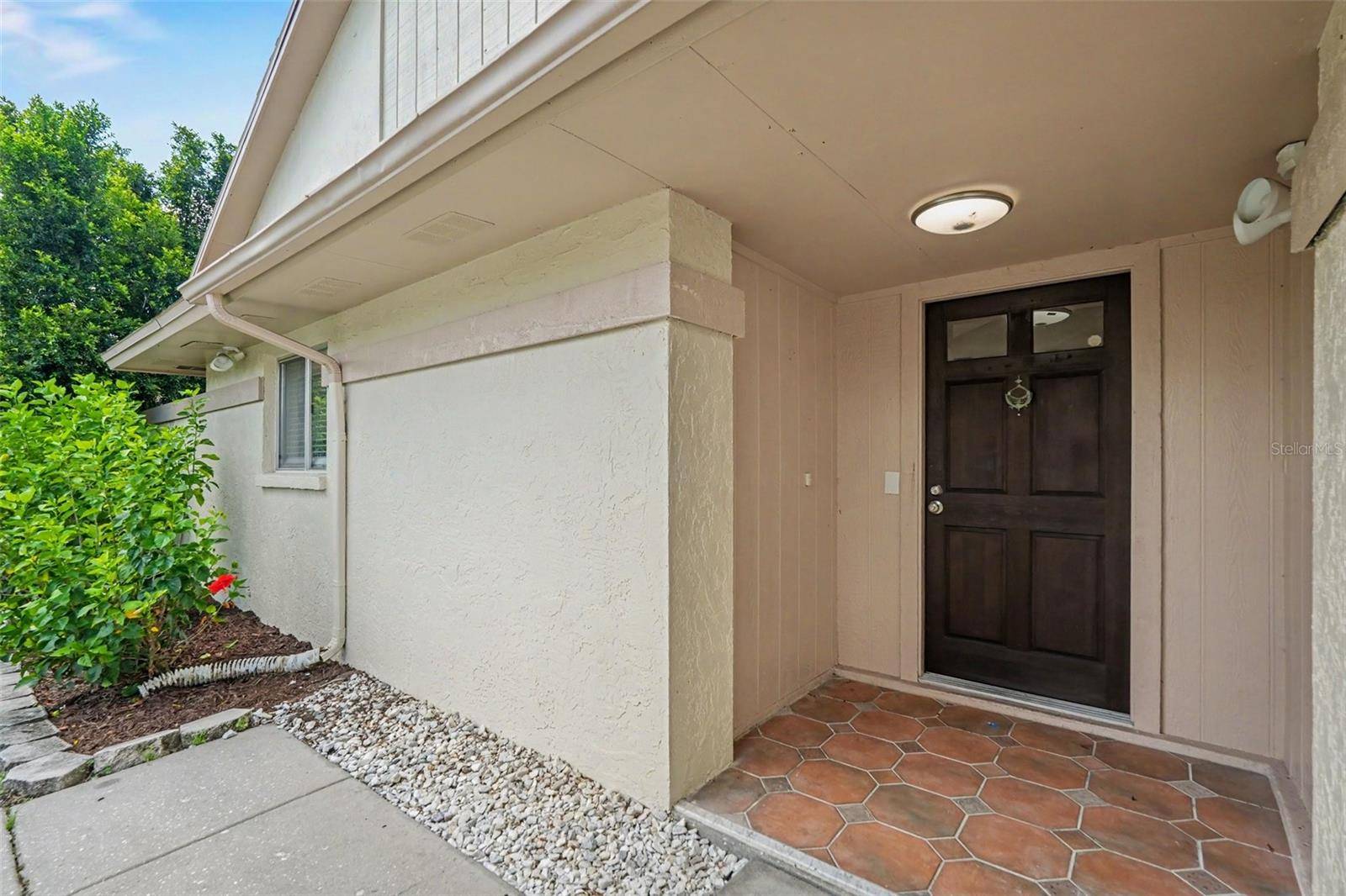 5953 BIRCHWOOD DR, Tampa, FL 33625