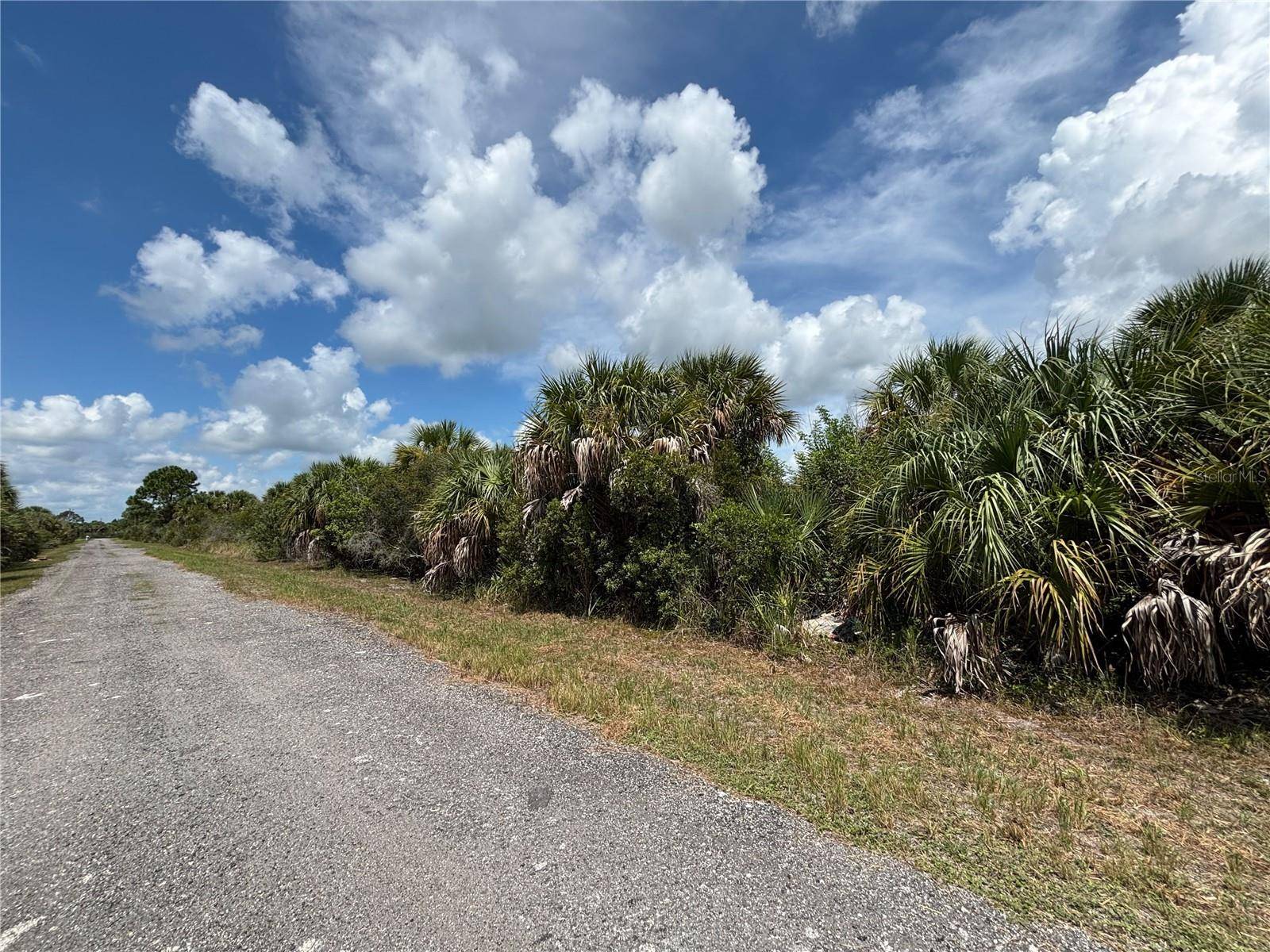 629 DOLOND ST SW, Palm Bay, FL 32908