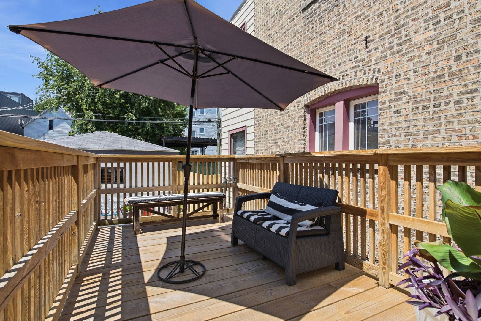 2444 N WESTERN AVE, Chicago, IL 60647