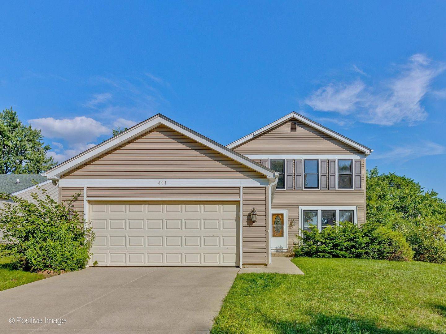601 WILLINGTON DR, Schaumburg, IL 60194