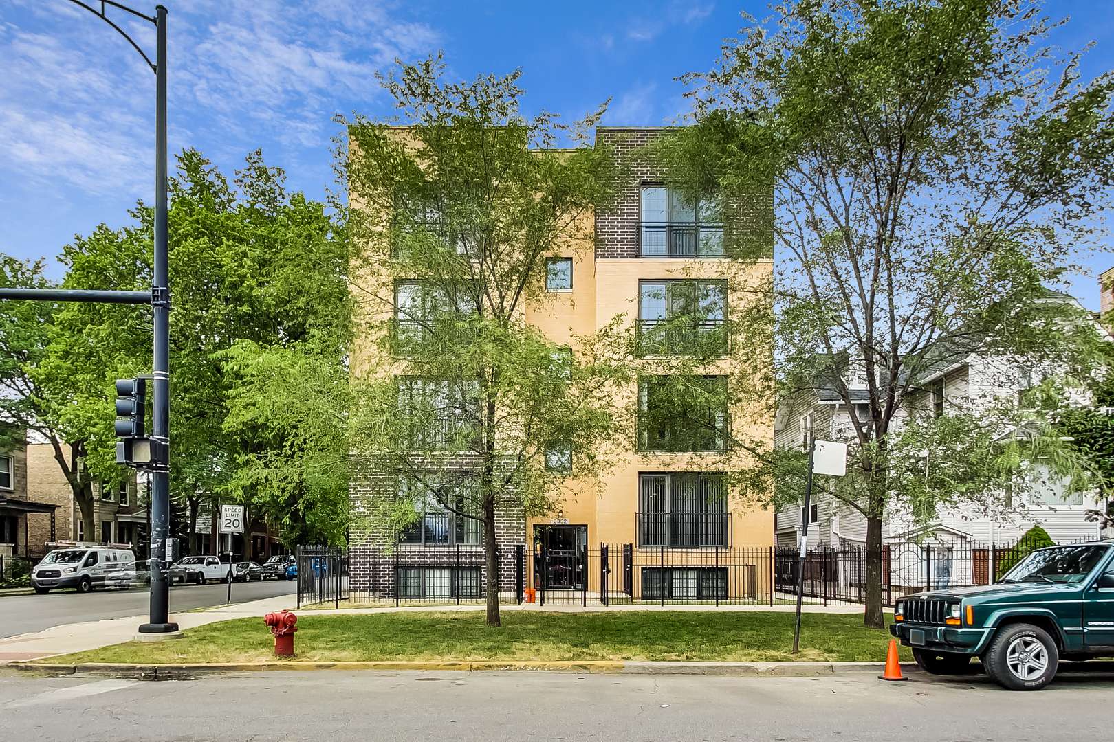 3332 W Palmer ST #3W, Chicago, IL 60647