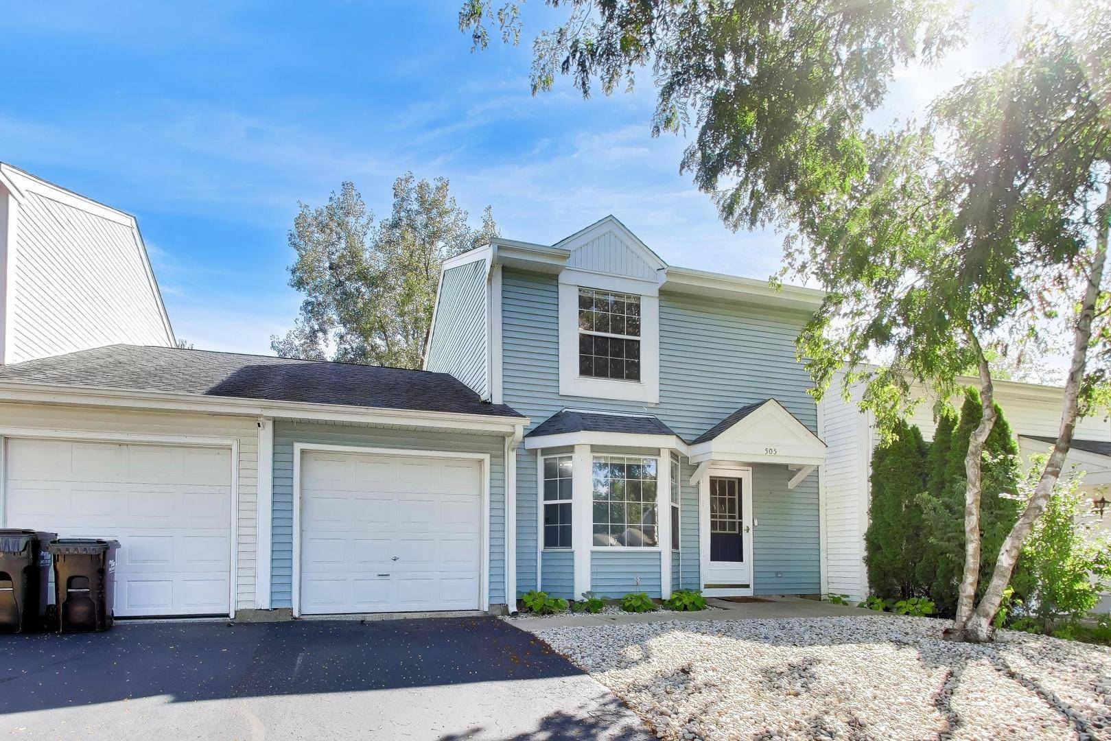 505 Newbury DR, Island Lake, IL 60042