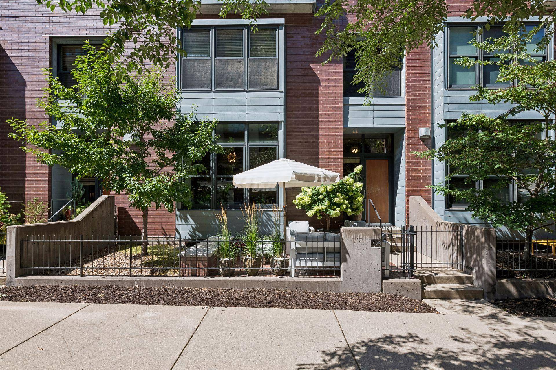 200 Park AVE #104, Minneapolis, MN 55415