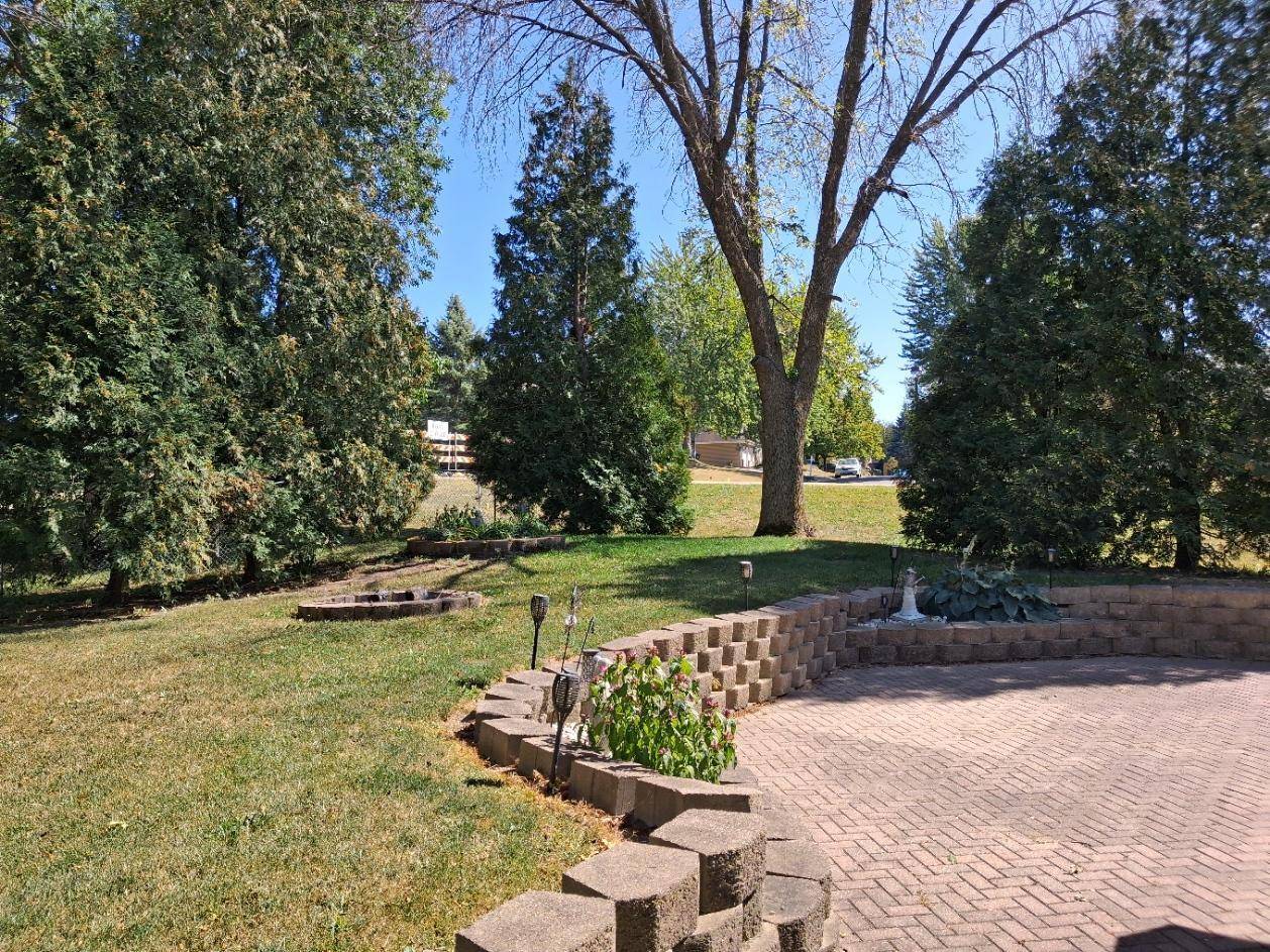 1235 Spring Hill RD, Waconia, MN 55387