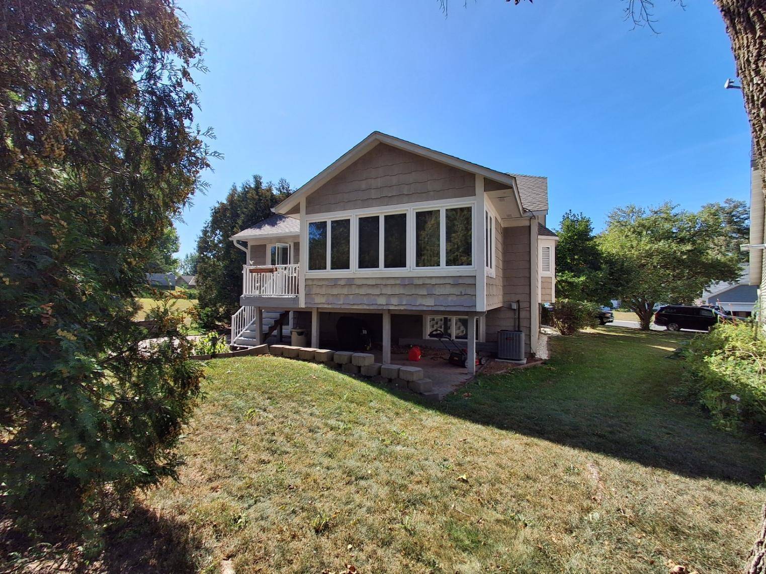 1235 Spring Hill RD, Waconia, MN 55387