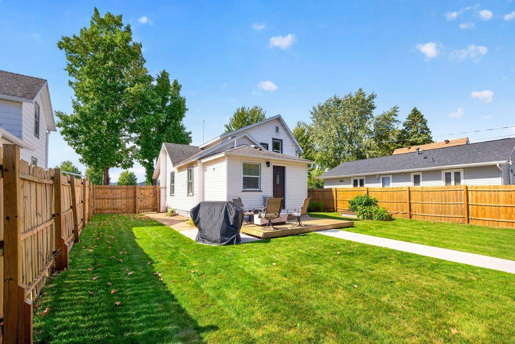 514 N Prairie ST, Lake City, MN 55041