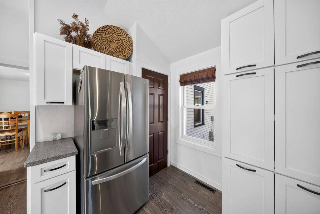514 N Prairie ST, Lake City, MN 55041