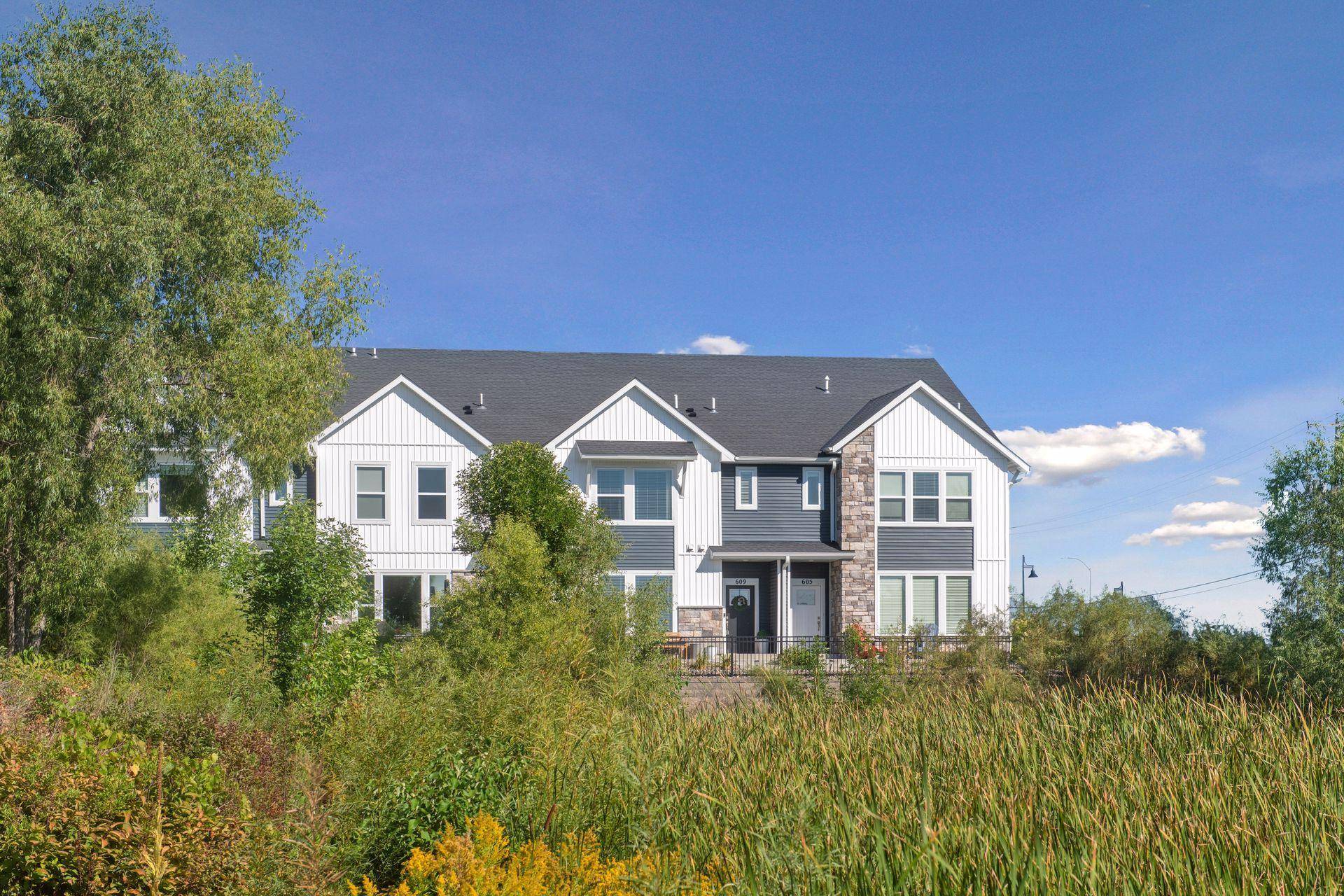 609 Blossom CIR, Orono, MN 55356