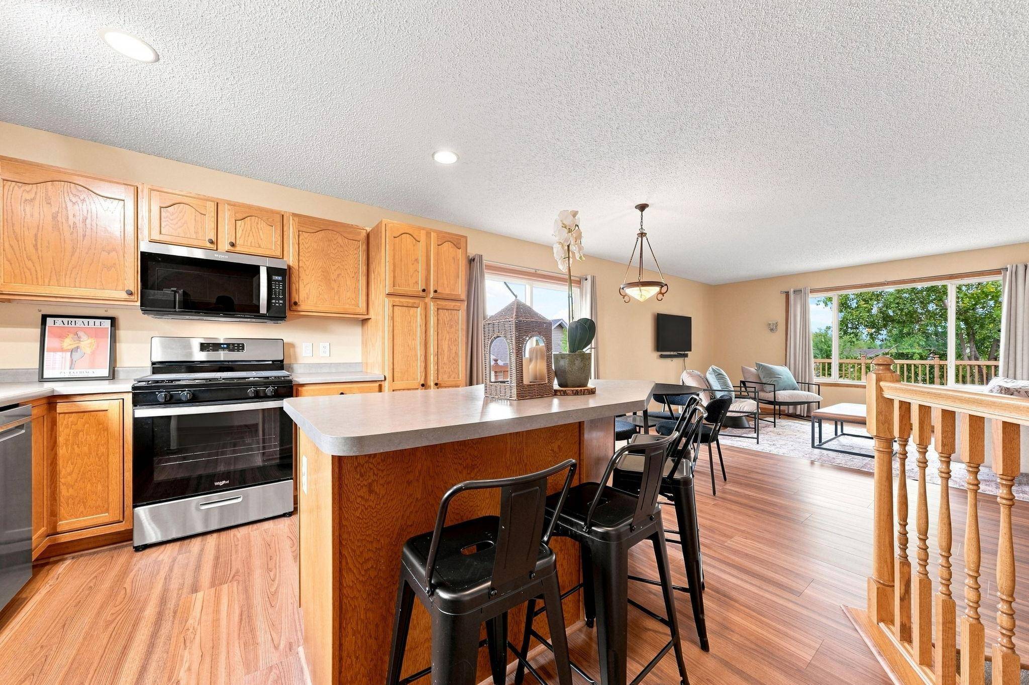 10693 Karston AVE NE, Albertville, MN 55301