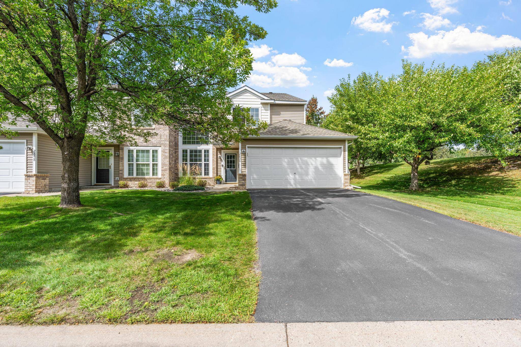 2836 Coach CT, Chanhassen, MN 55317