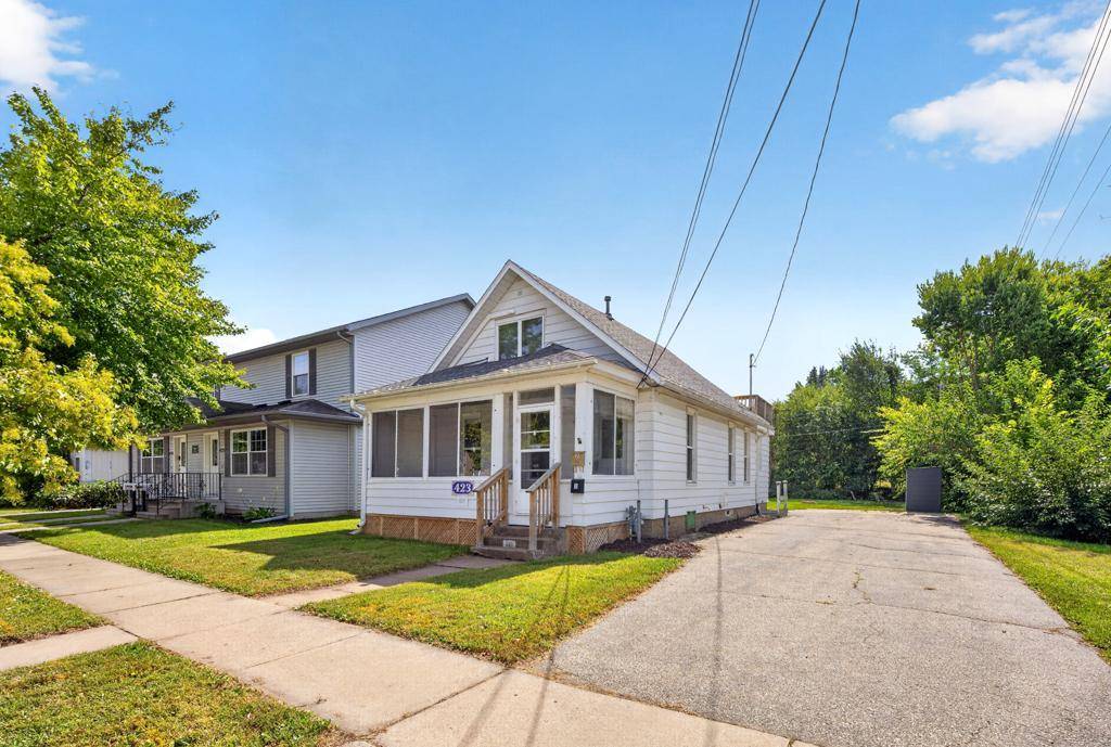 423 W Mark ST, Winona, MN 55987