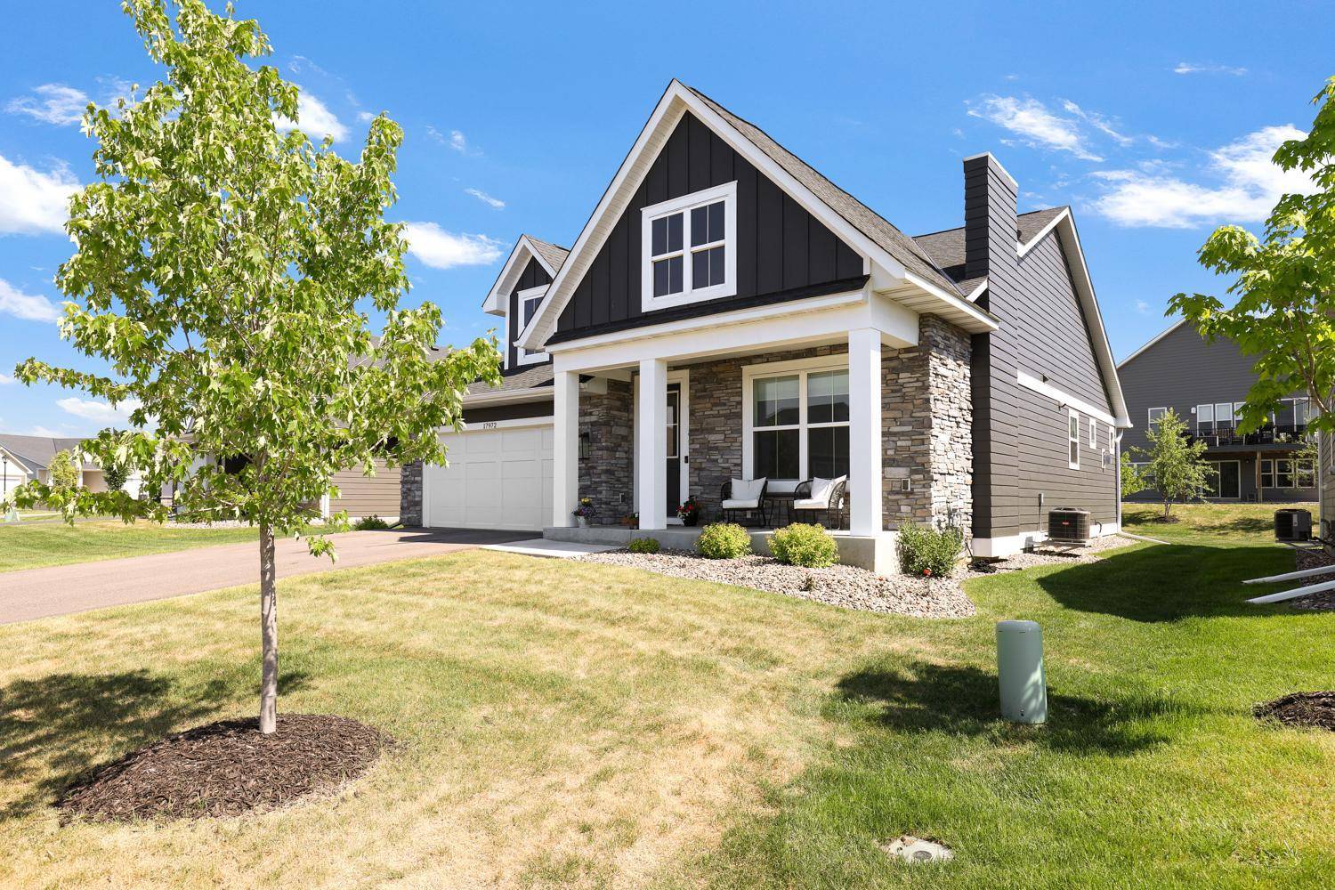 17972 Gresford LN, Lakeville, MN 55044