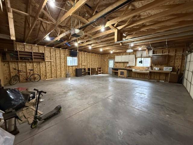 829 Prospect AVE, Windom, MN 56101