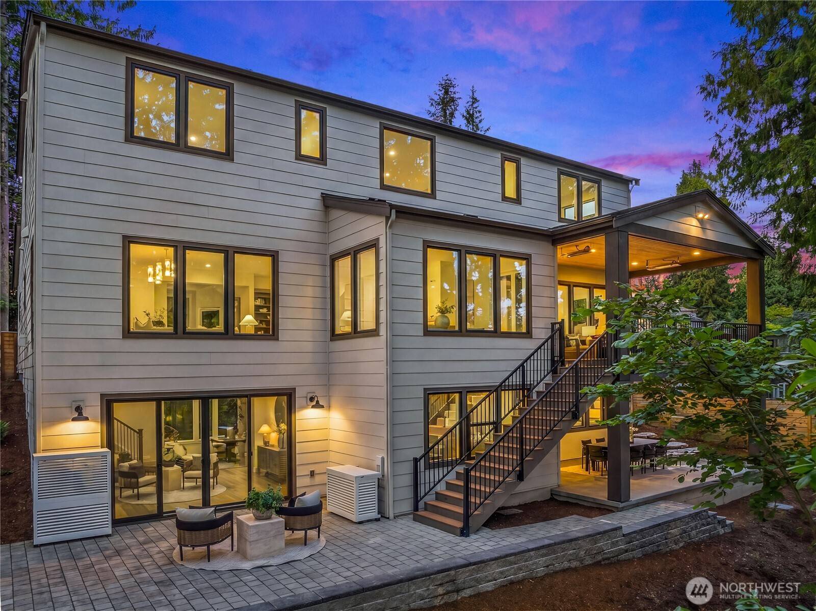 1706 111th AVE NE, Bellevue, WA 98004