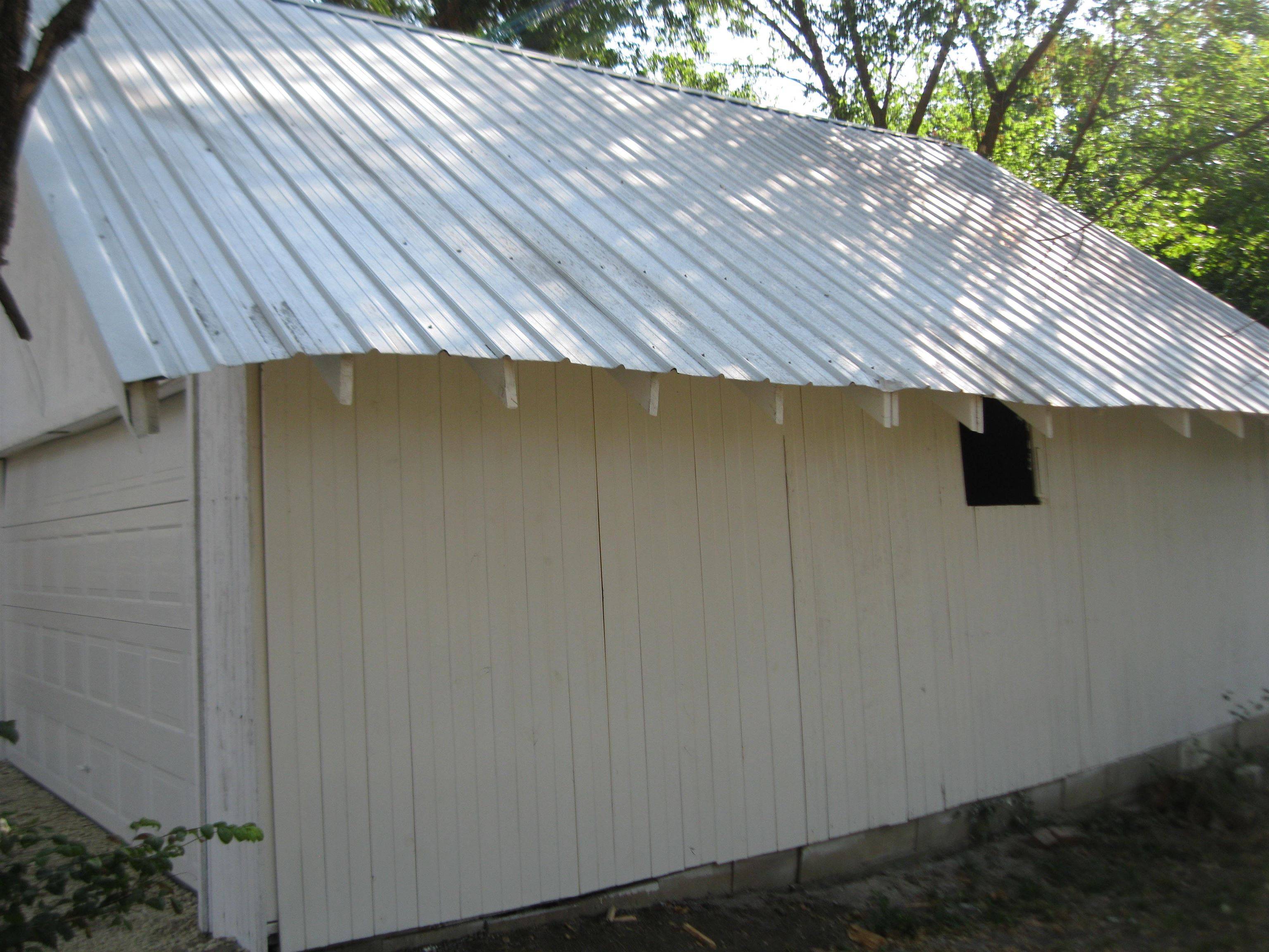 209 N Oak, Whitewater, KS 67154