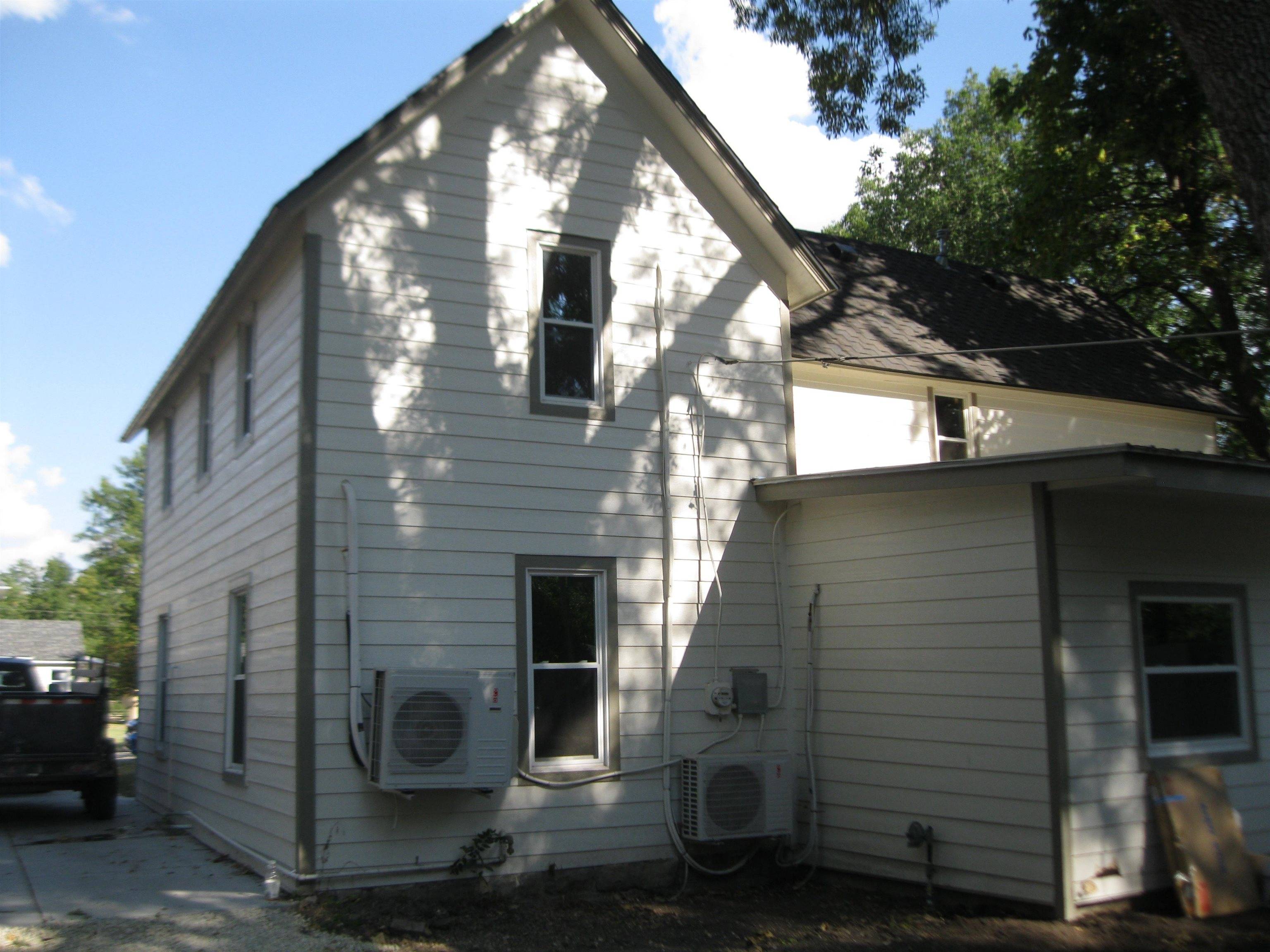 209 N Oak, Whitewater, KS 67154