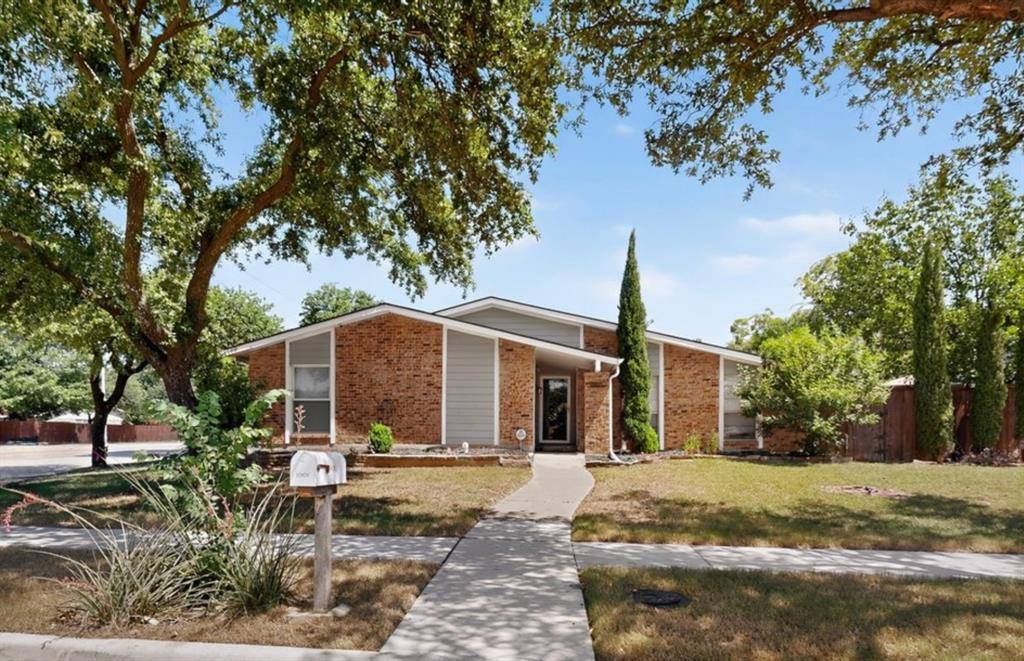 1901 Paxton Drive, Carrollton, TX 75007