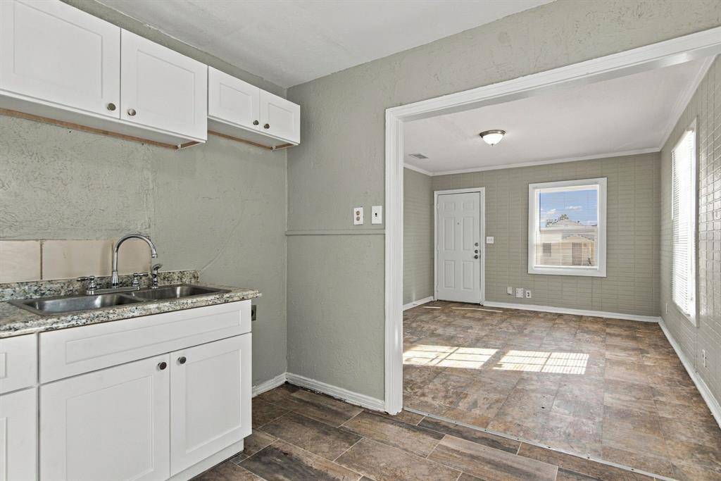 5408 Como Drive, Fort Worth, TX 76107