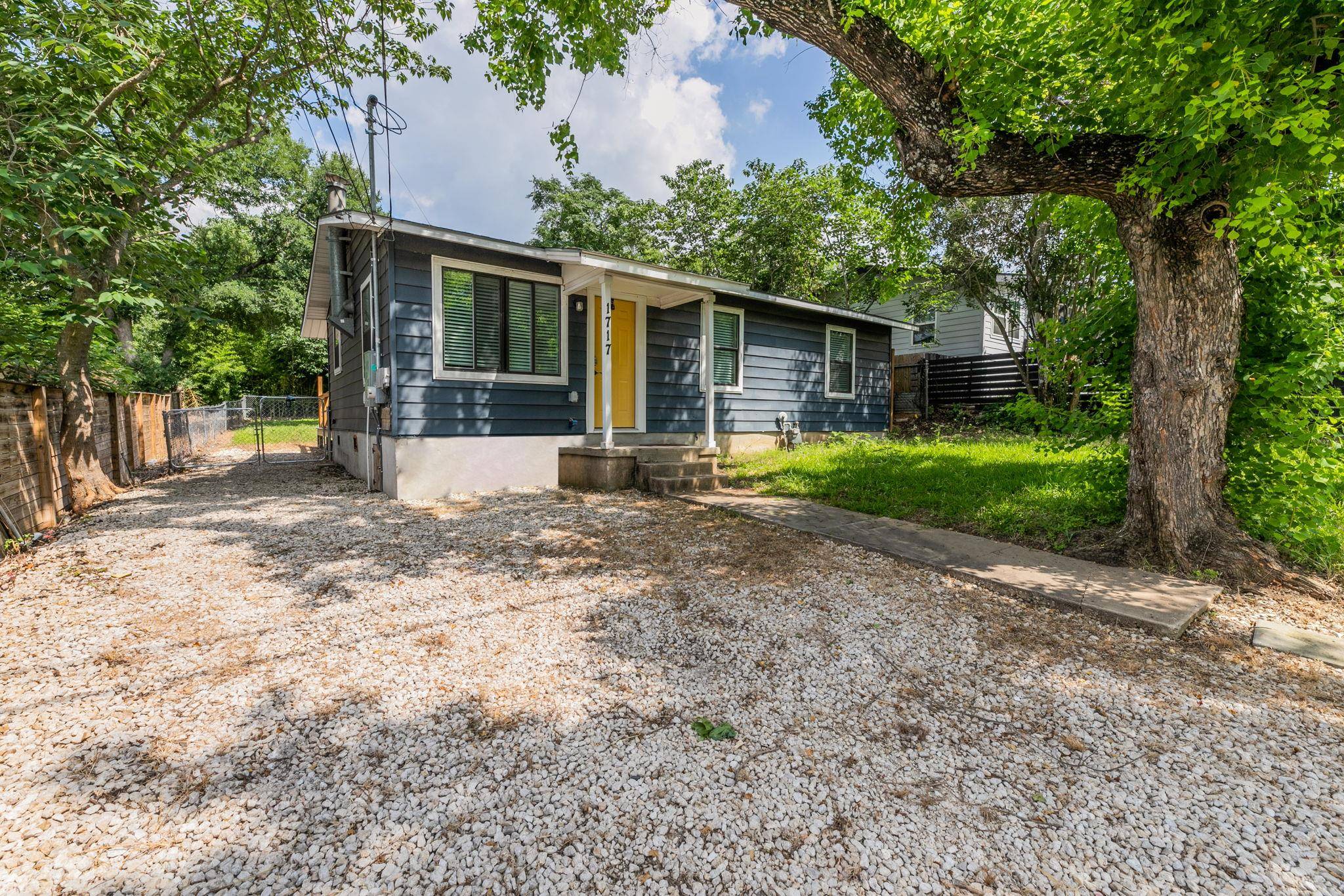 1717 Bunche RD, Austin, TX 78721