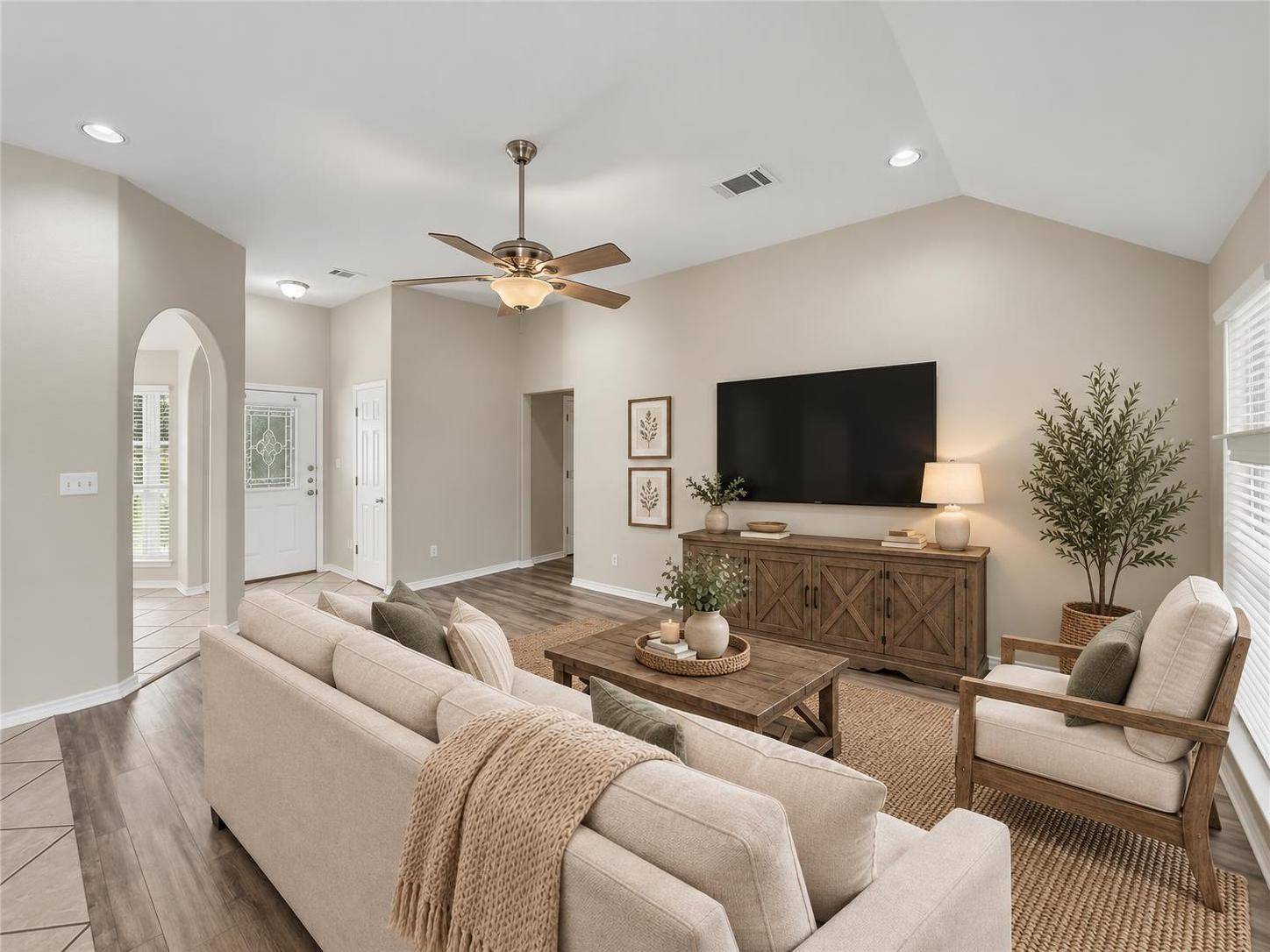 125 Barton RD, San Marcos, TX 78666