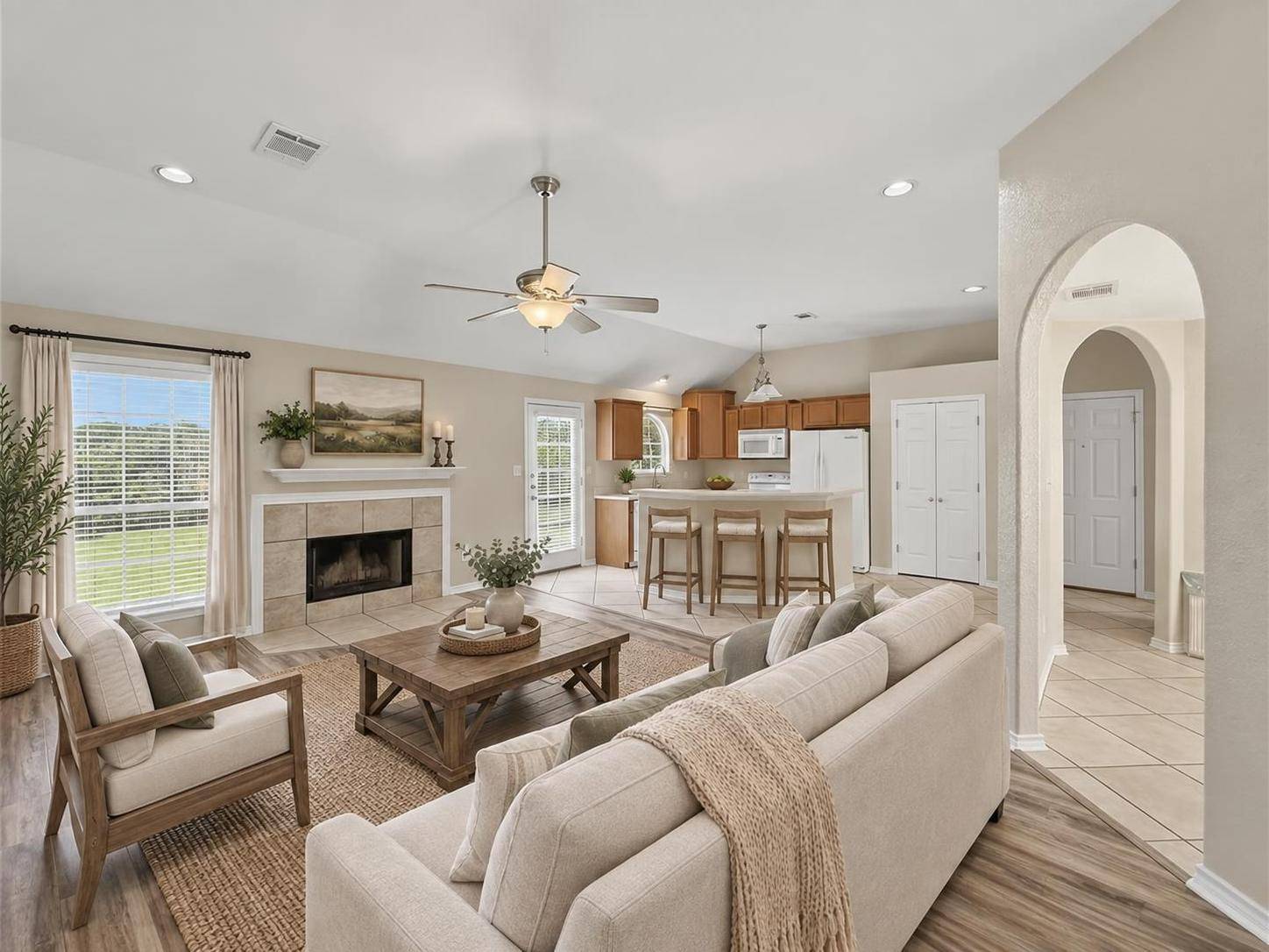 125 Barton RD, San Marcos, TX 78666