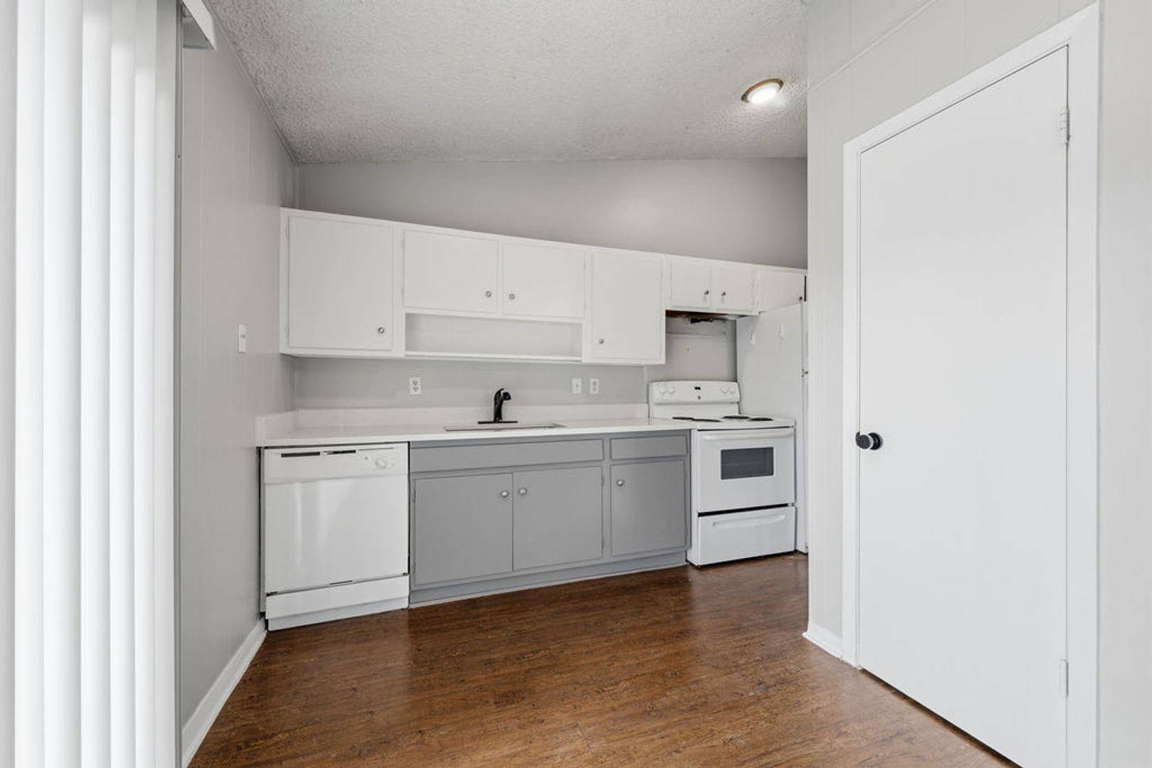 620 W 51st ST #202, Austin, TX 78751