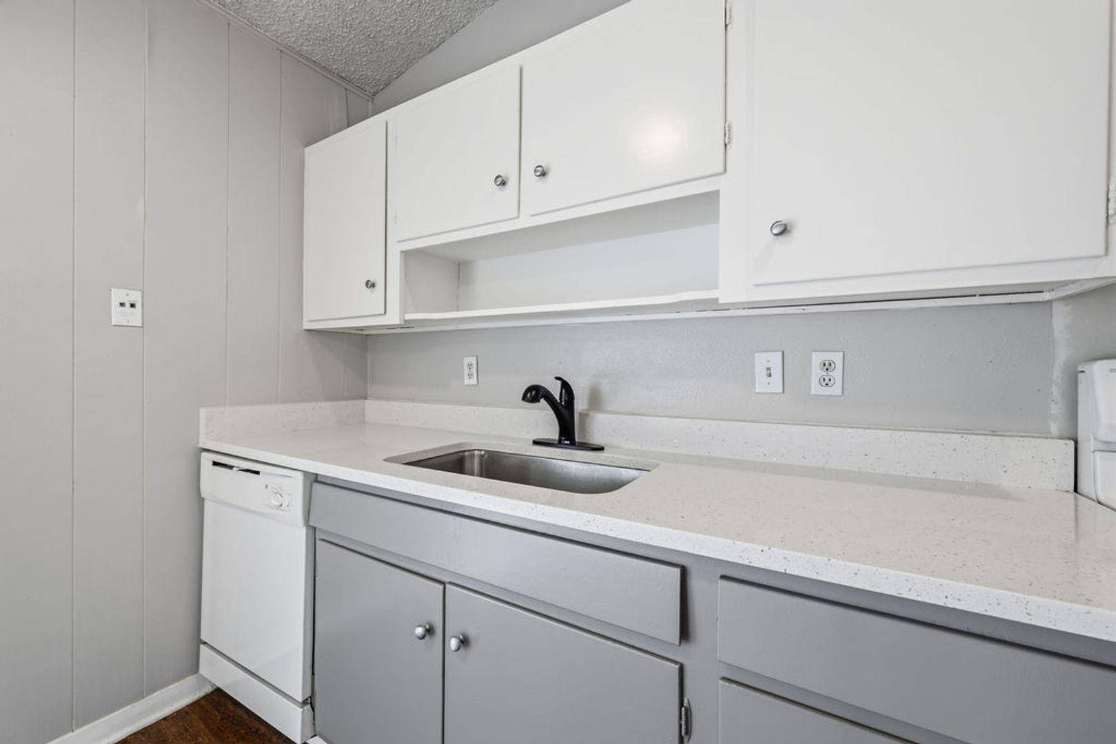 620 W 51st ST #202, Austin, TX 78751
