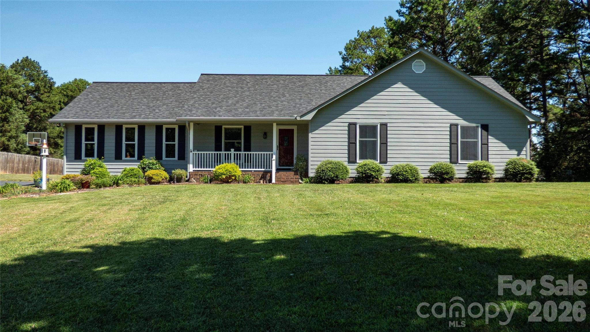 187 Sunfish DR, Mooresville, NC 28117