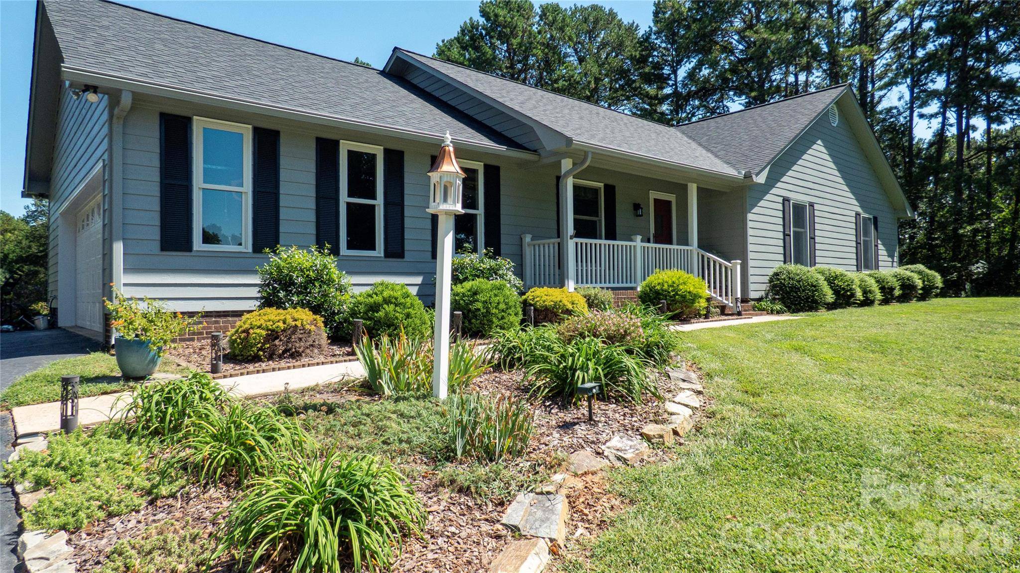 187 Sunfish DR, Mooresville, NC 28117