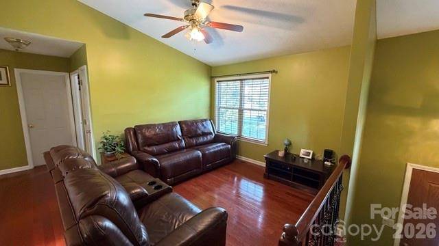 3358 Lilac LN, Hudson, NC 28638