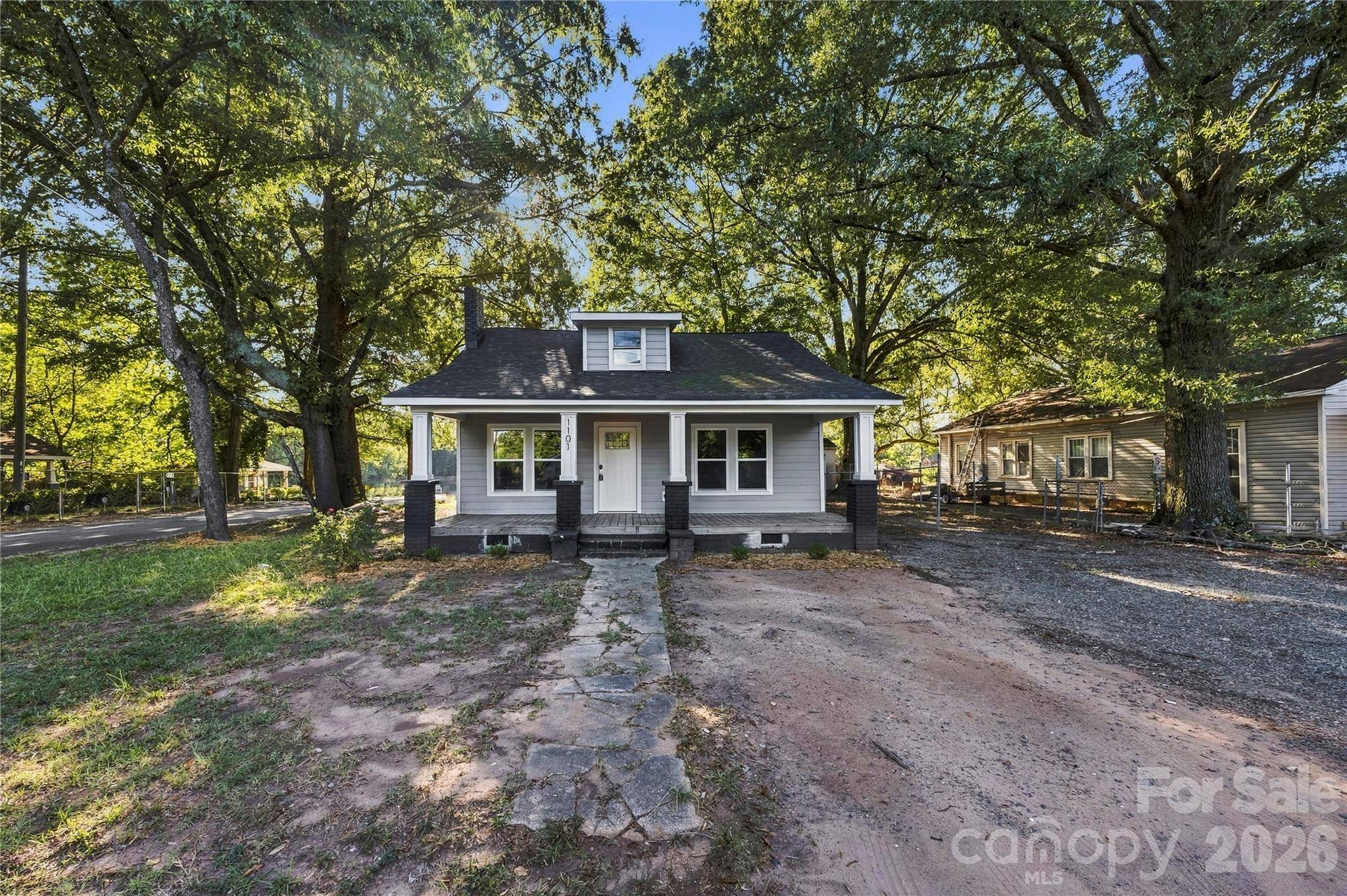 1101 Opal ST, Charlotte, NC 28208