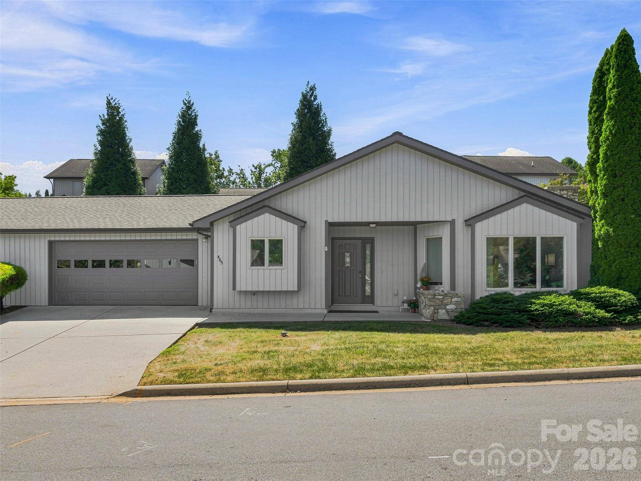 403 Kyfields DR, Weaverville, NC 28787