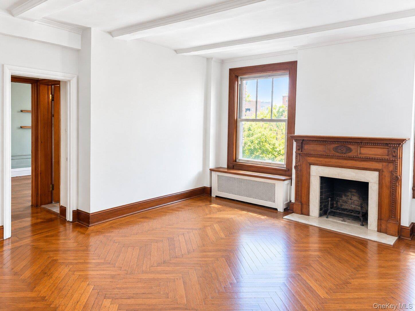 71st 140 W #4C, New York (manhattan), NY 10023
