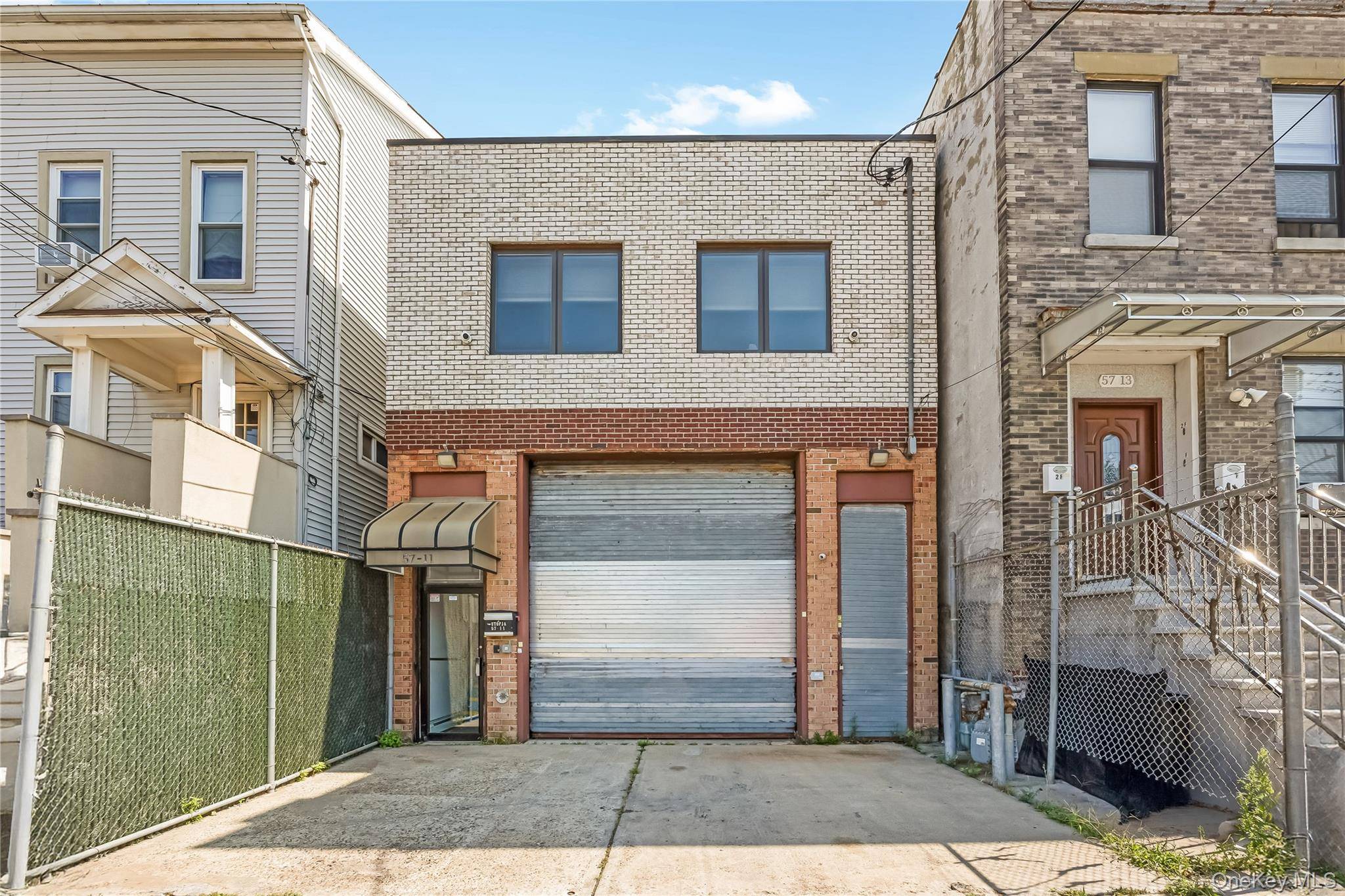 57-11 58th ST, Maspeth, NY 11378