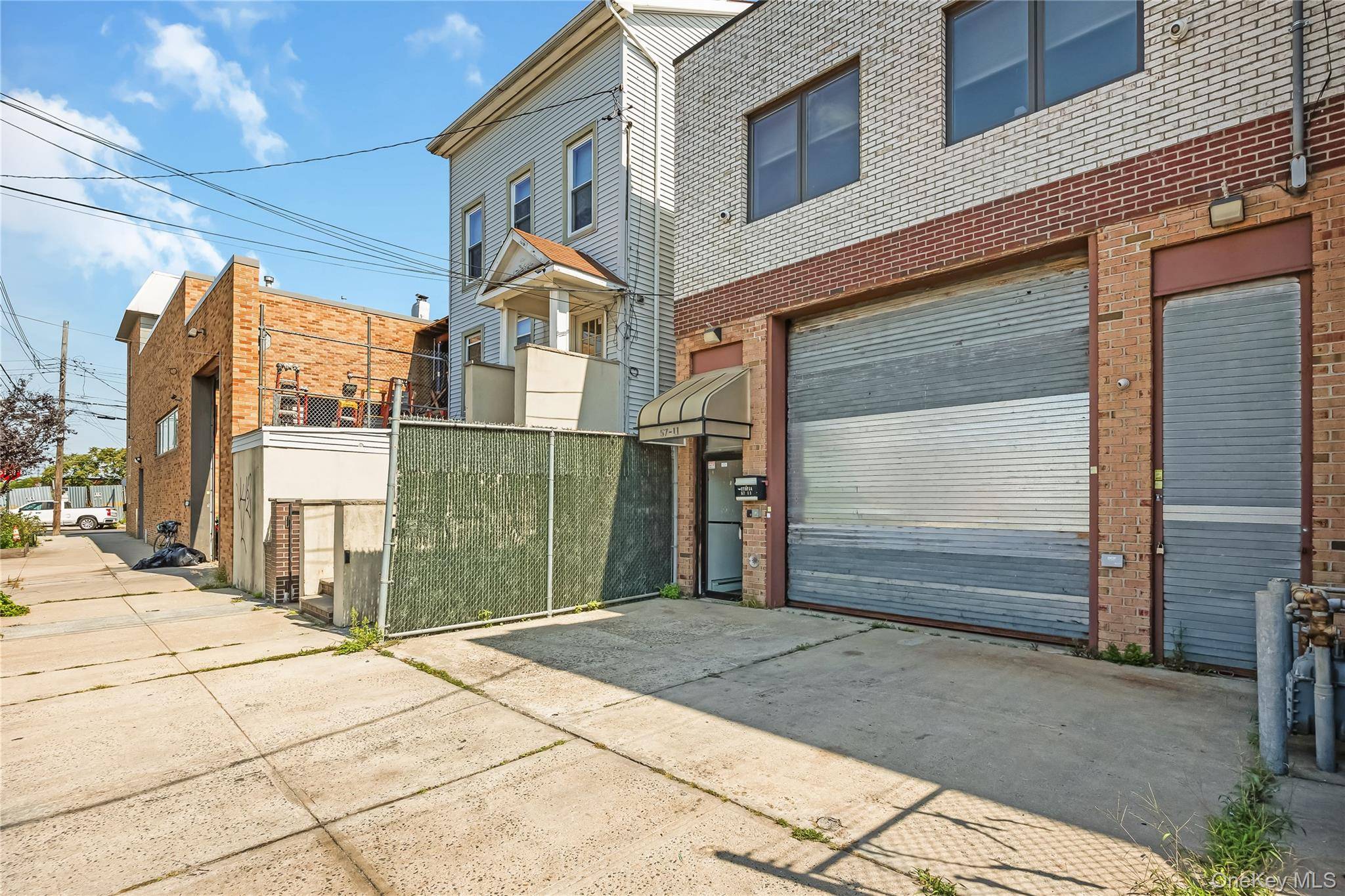 57-11 58th ST, Maspeth, NY 11378