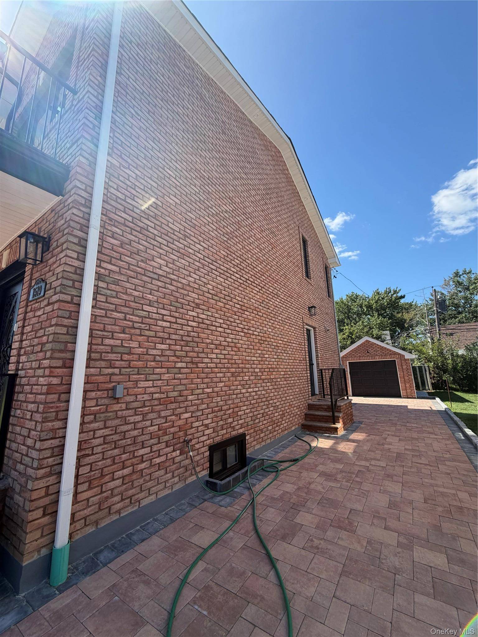 1519 New Hyde Park DR, New Hyde Park, NY 11040