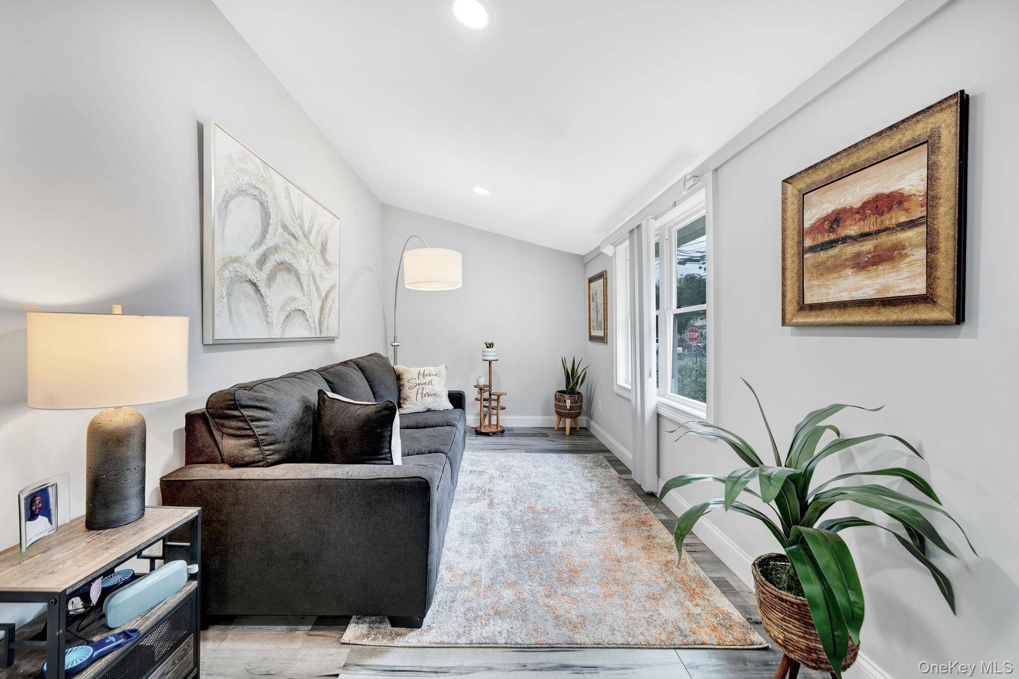 110 N Park AVE, Bay Shore, NY 11706