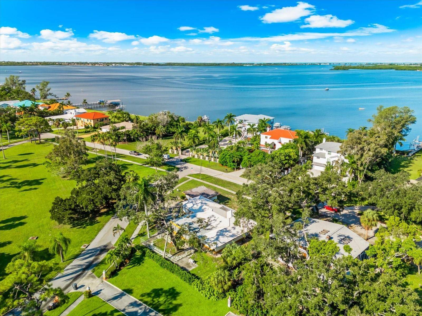 507 PALMA SOLA BLVD, Bradenton, FL 34209