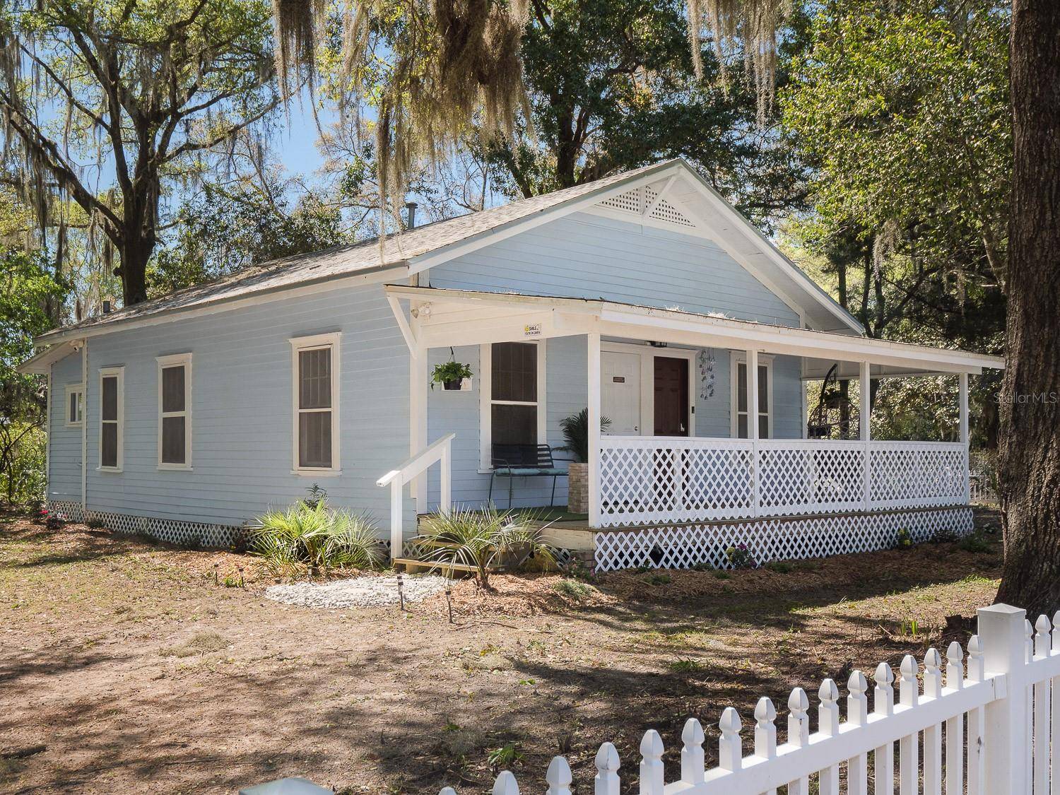 1005 NE 3RD AVE, Gainesville, FL 32601
