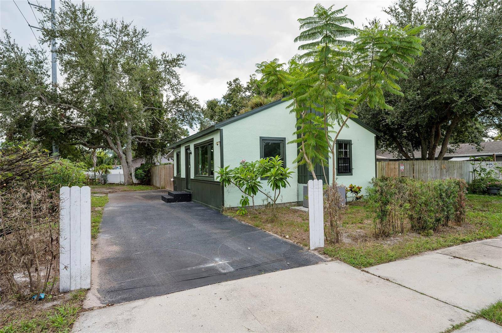 1700 TROTTER RD, Largo, FL 33774