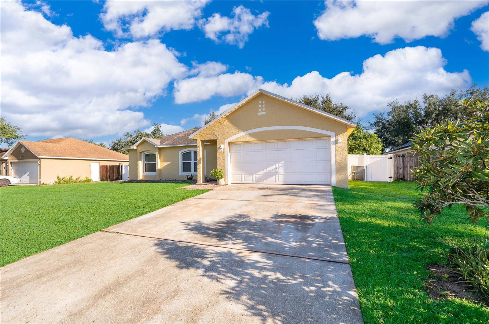 316 BRIMMING LAKE RD, Minneola, FL 34715