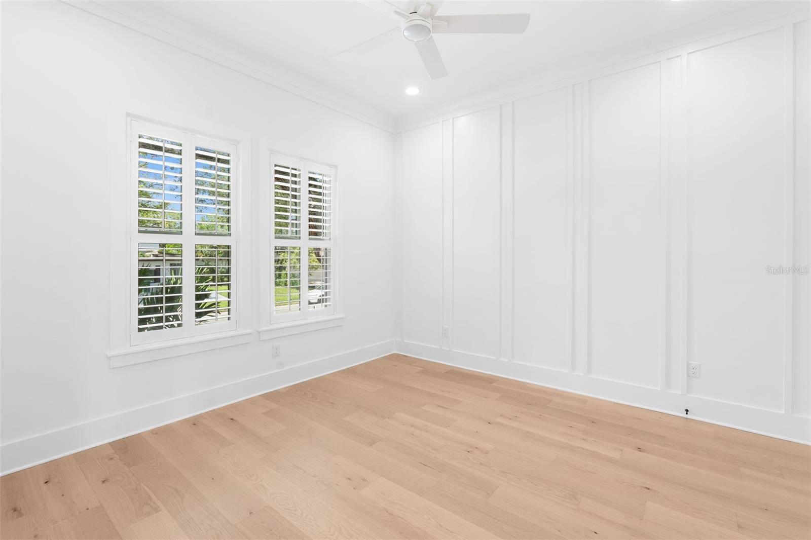 690 GENEVA PL, Tampa, FL 33606
