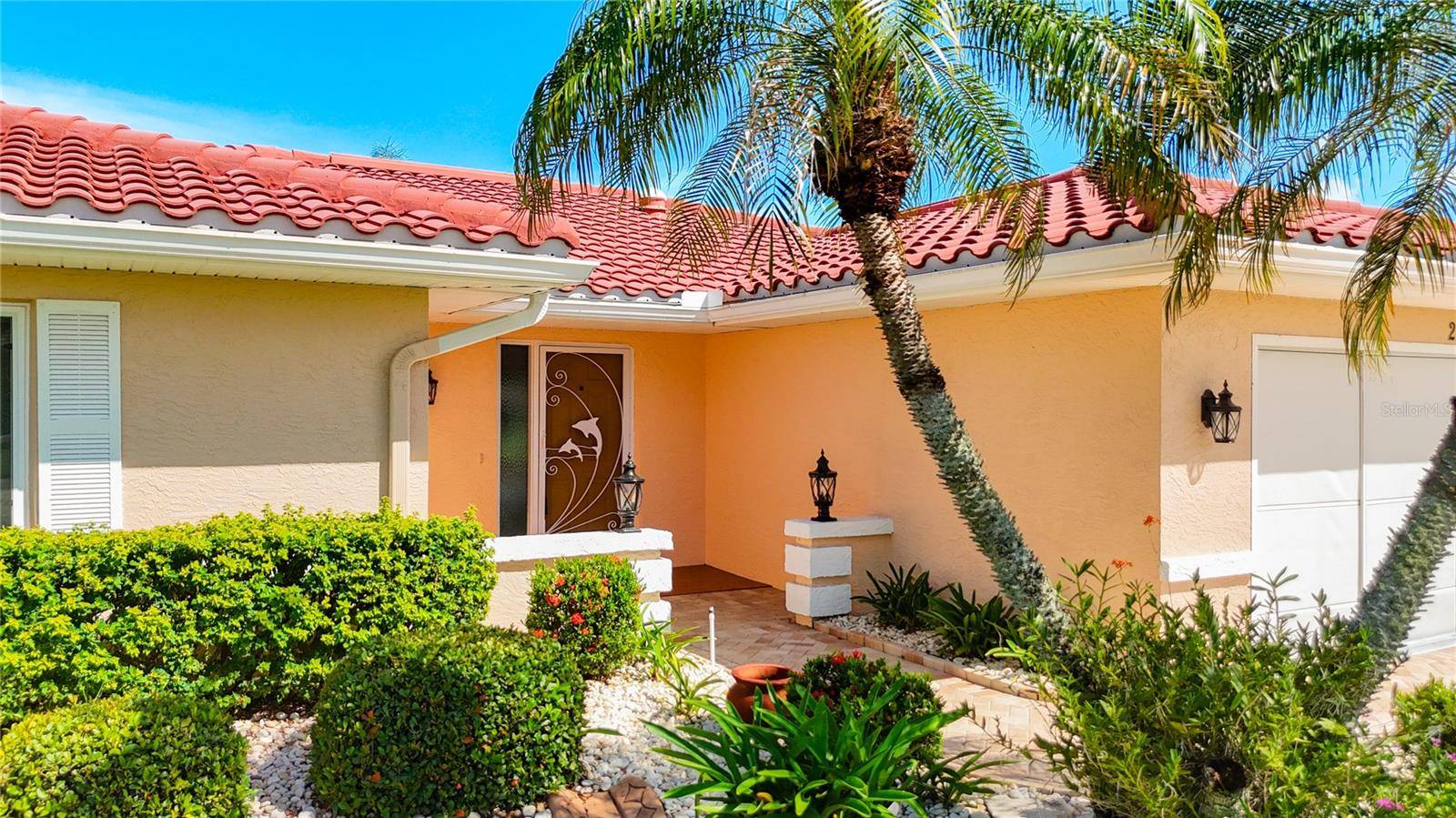 2005 NEW BEDFORD DR, Sun City Center, FL 33573