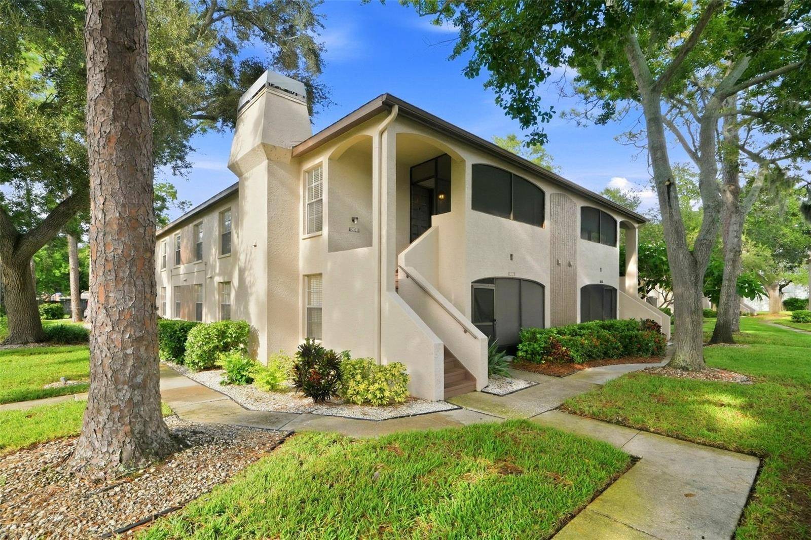 3004 BONAVENTURE CIR #204, Palm Harbor, FL 34684