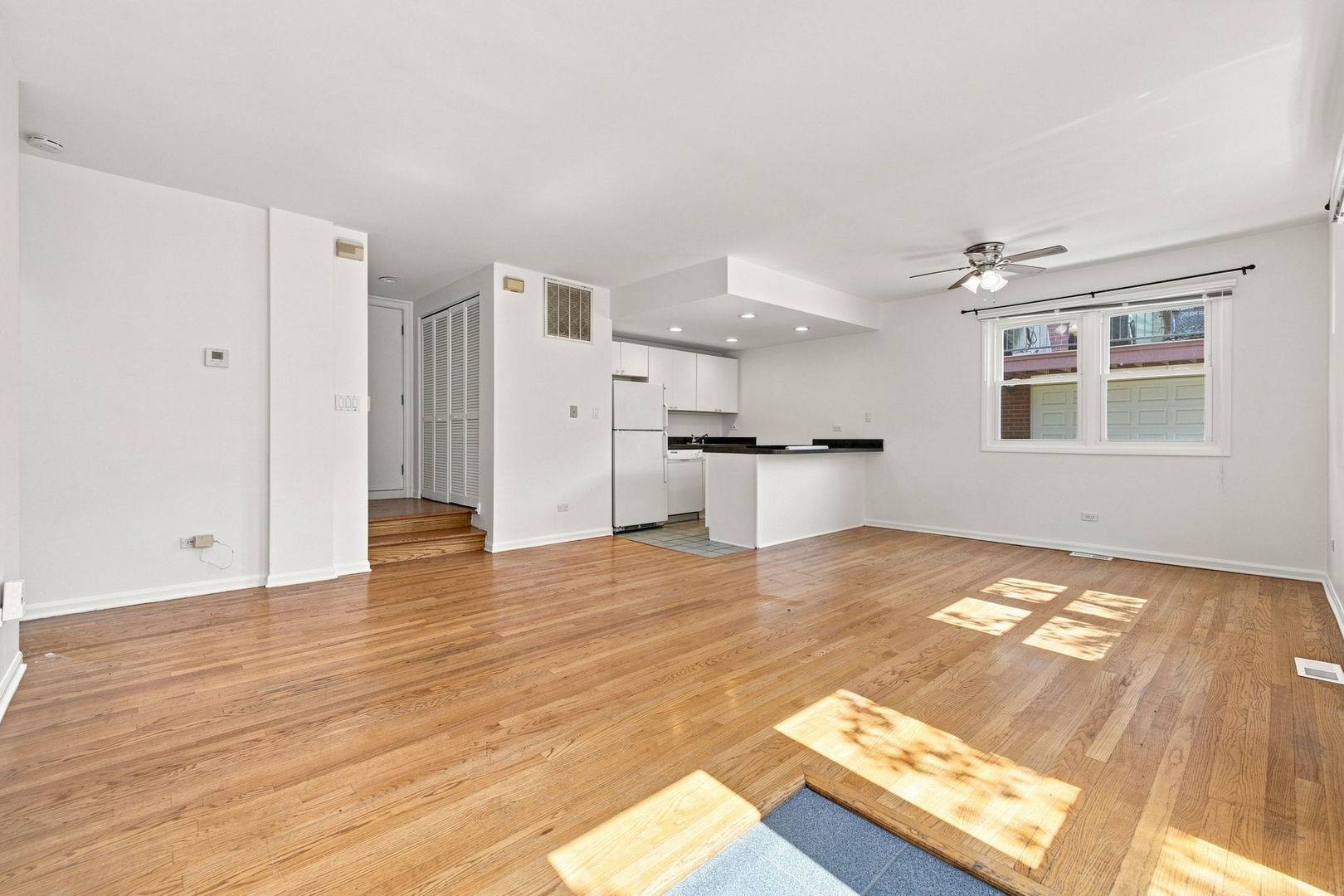 1730 W TERRA COTTA PL #A, Chicago, IL 60614